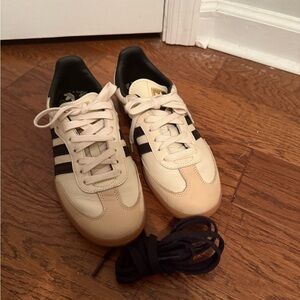 Adidas Women's Sambas Cream and Black Sneakers